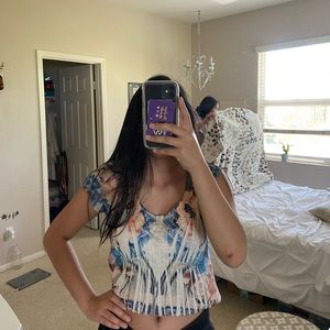 Super cute Y2K shirt